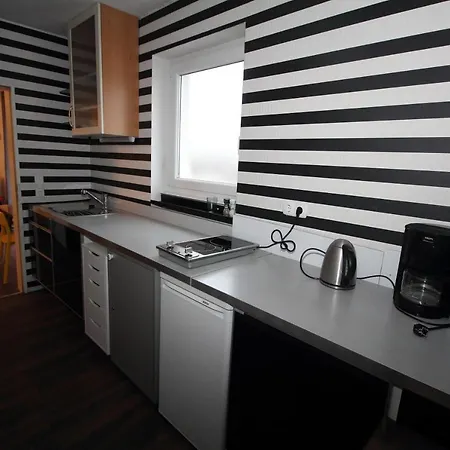 Apartment Rainer In *